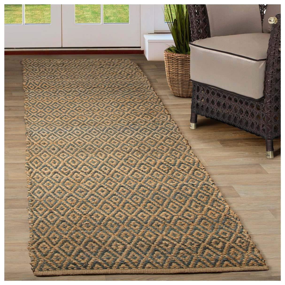 Superior Natural Jute Flatweave Diamond Reversible Black Area Rug