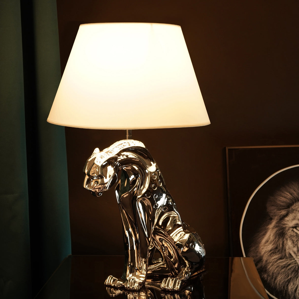 Modern 30" Jaguar Table Lamp