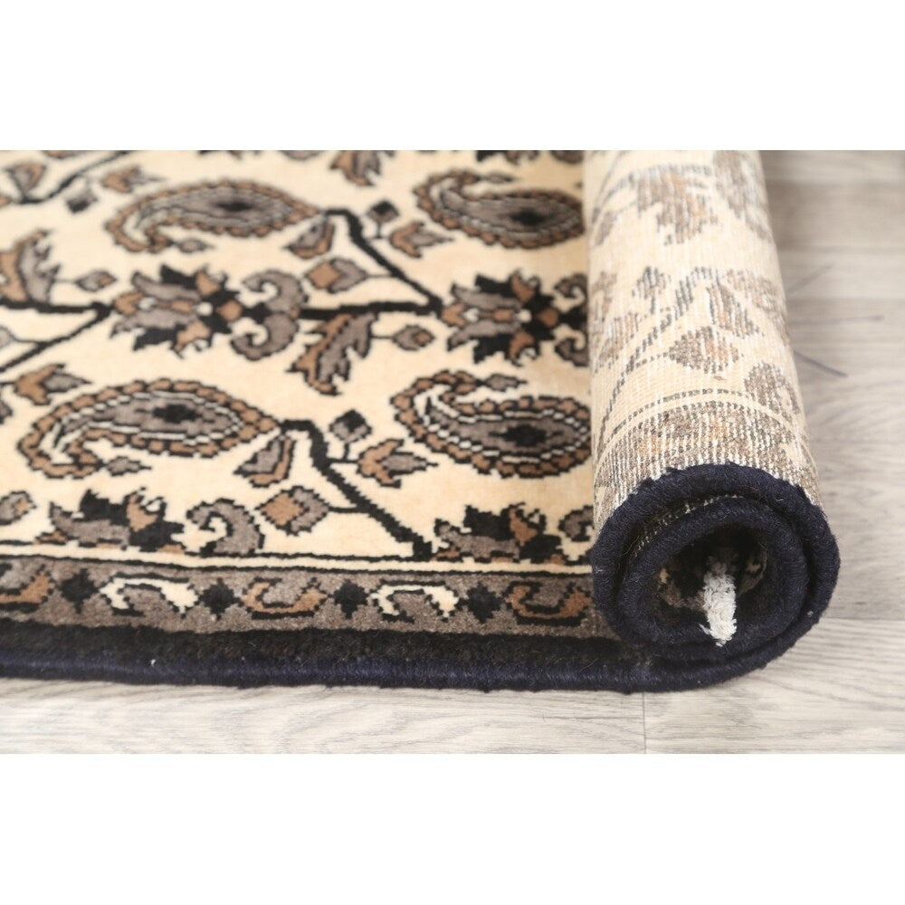 Modern Hand Made Wool Tradtional Gabbeh Persian Area Rug - 5'2" x 3'6" - 5'2" x 3'6"