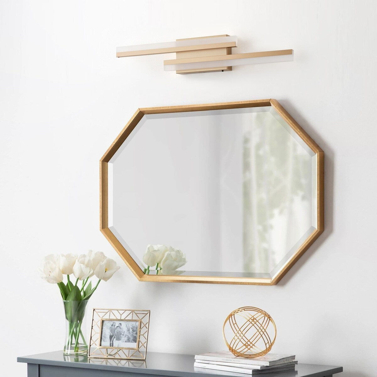 Modern Linear LED Bathroom Vanity Light Fixture with Acrylic Shade