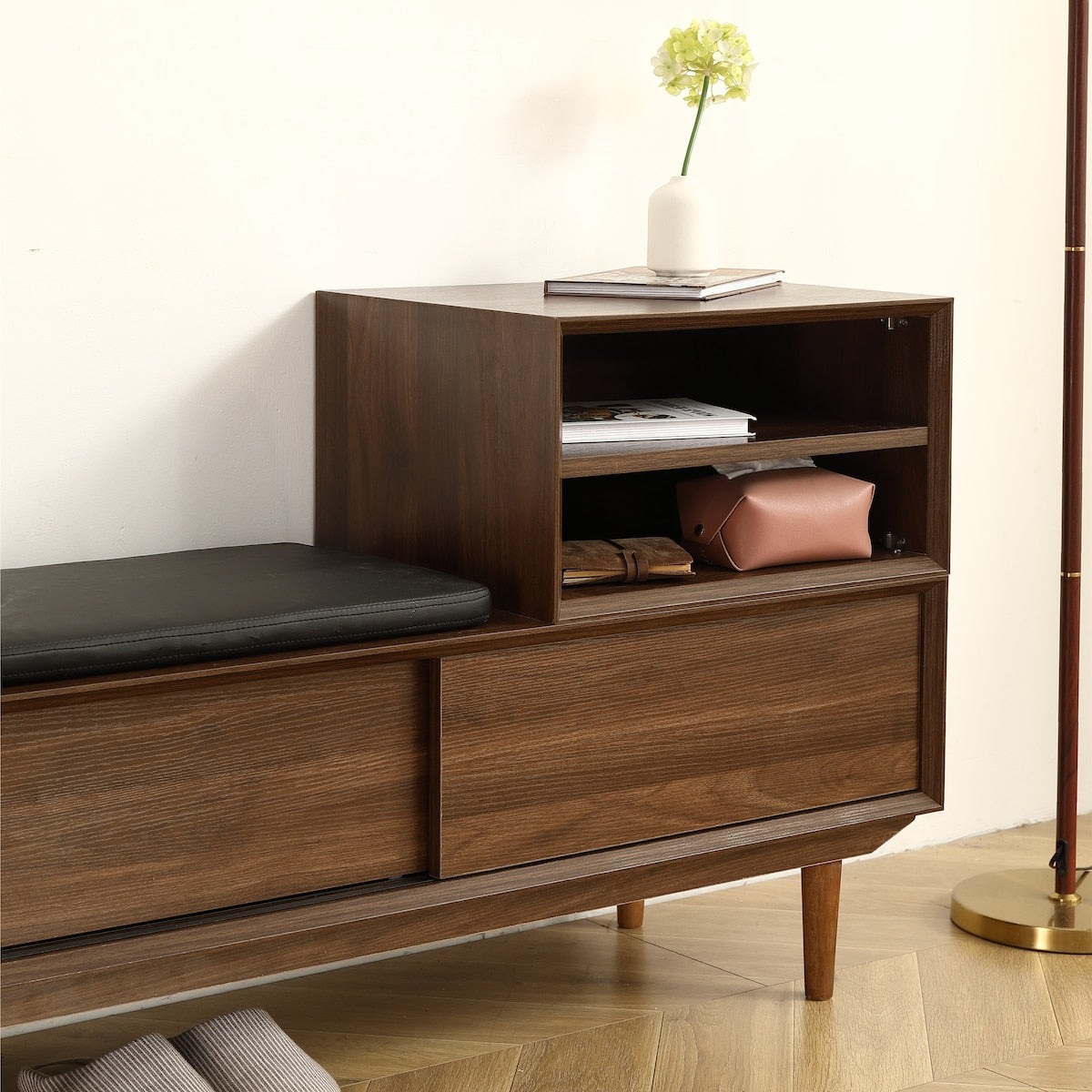 Modern Shoe Changing Cabinet with Cushion