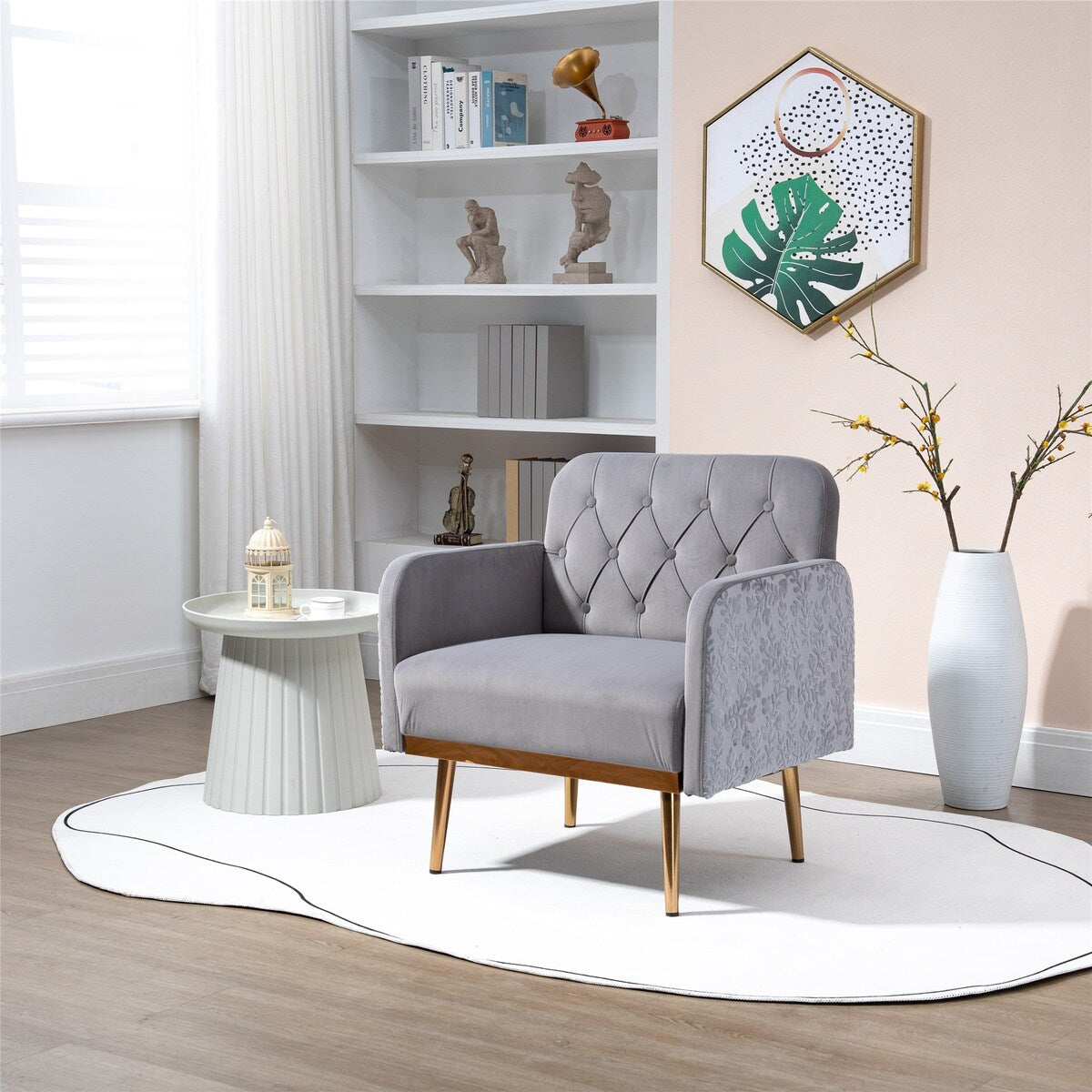 Modern chaise lounge chair /accent chair