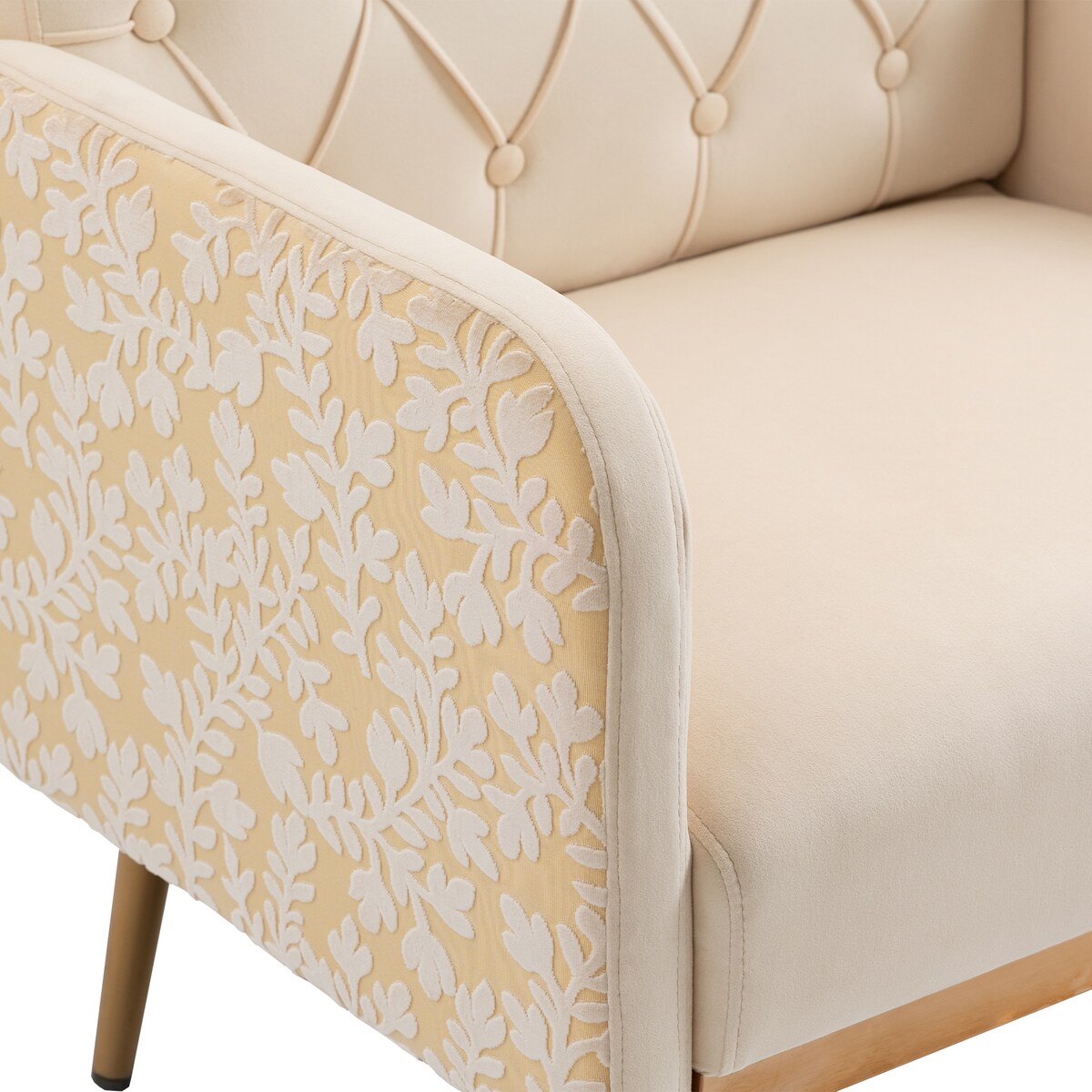 Modern chaise lounge chair /accent chair