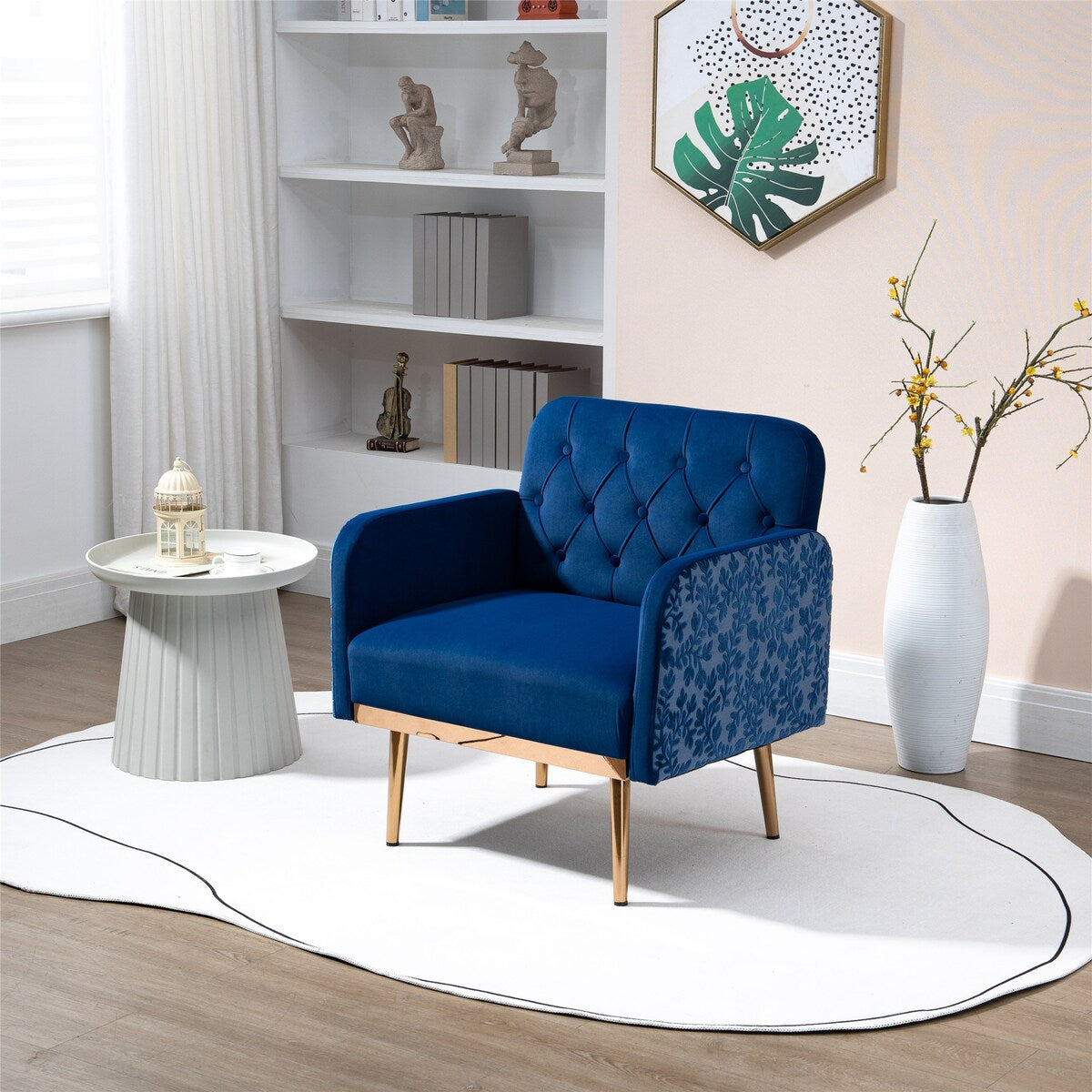 Modern chaise lounge chair /accent chair