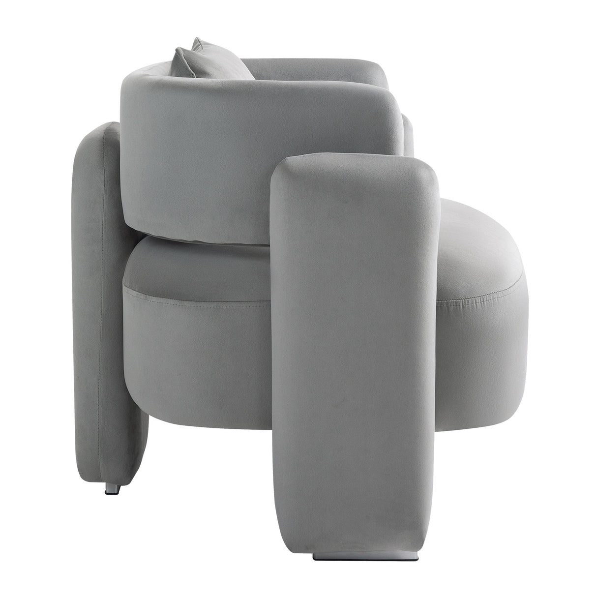 Modern design velvet lounge chair with pillows