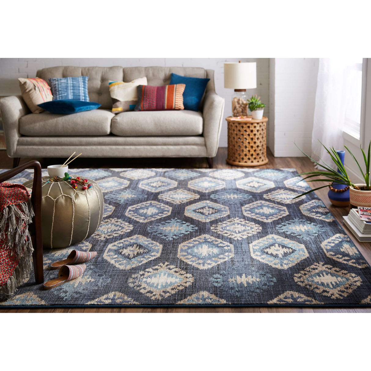 Mohawk Home Metropolitan Ion Medallion Area Rug