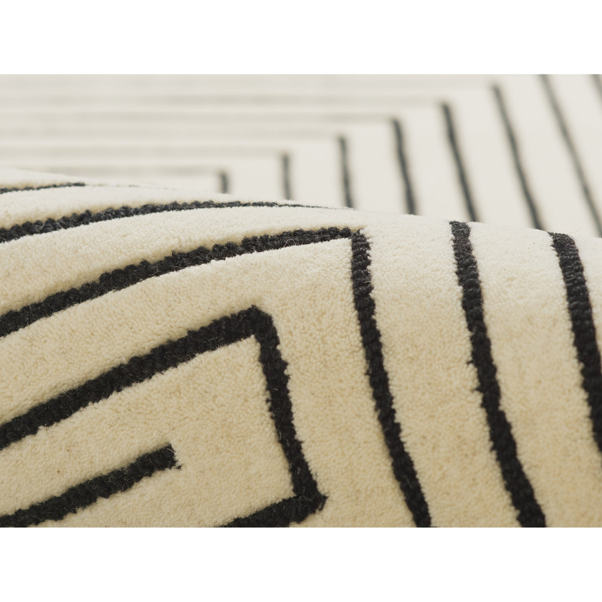 Momeni Simba Geometric Wool Area Rug
