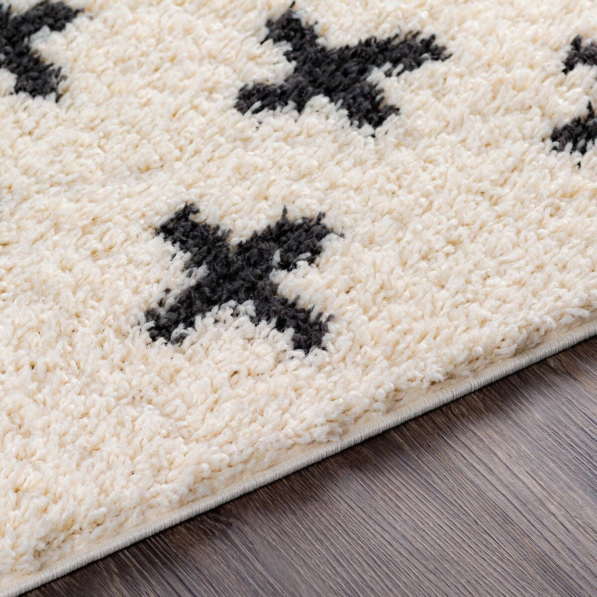 Livabliss Mora Casual Boho Plush Area Rug