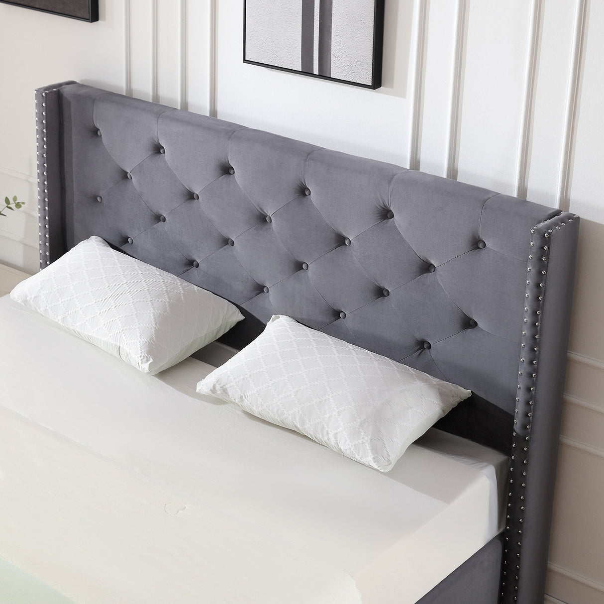 Morden Fort Queen Size Velvet Upholstered Platform Bed Frame with 6 inches Metal Legs