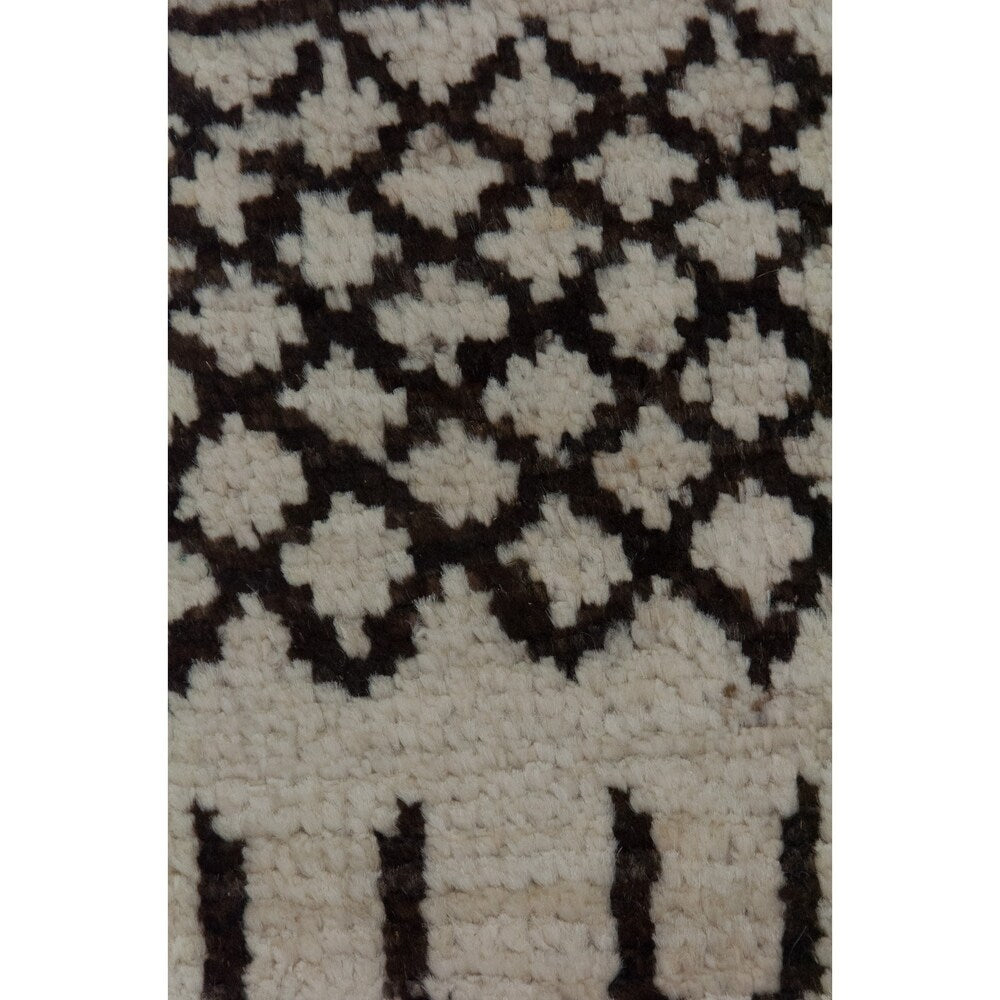 Moroccan Ivory Area Rug - 4'2" x 6'/Surplus