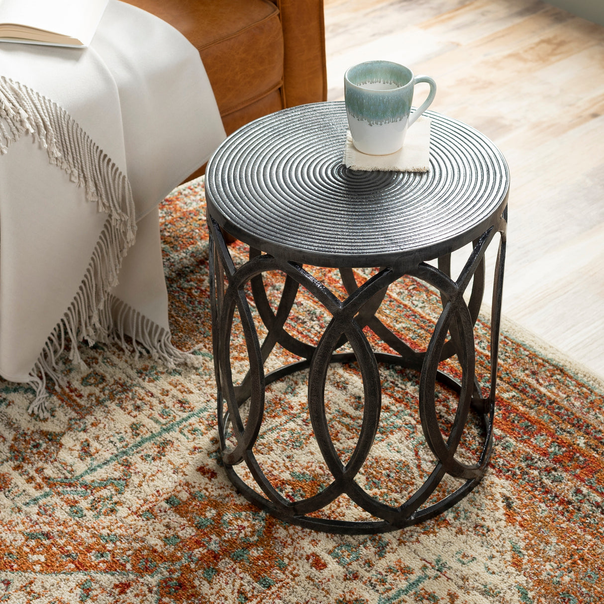 Artistic Weavers Mullac Glam Metal Drum 16-inch Tall Accent Table - 18"H x 16"W x 16"D
