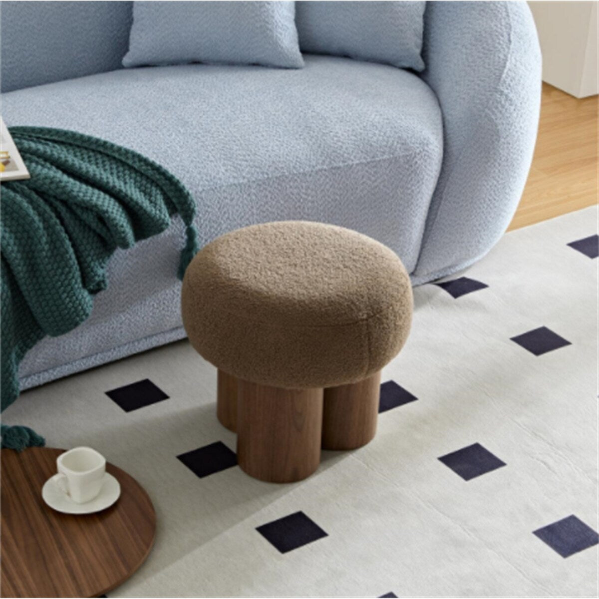 Mushroom stool
