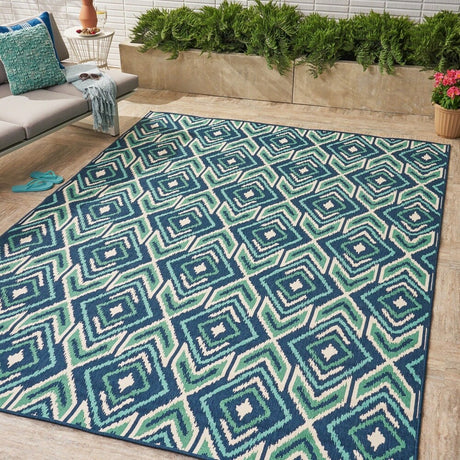 Myrtle Indoor/ Outdoor Geometric Area Rug by Christopher Knight Home