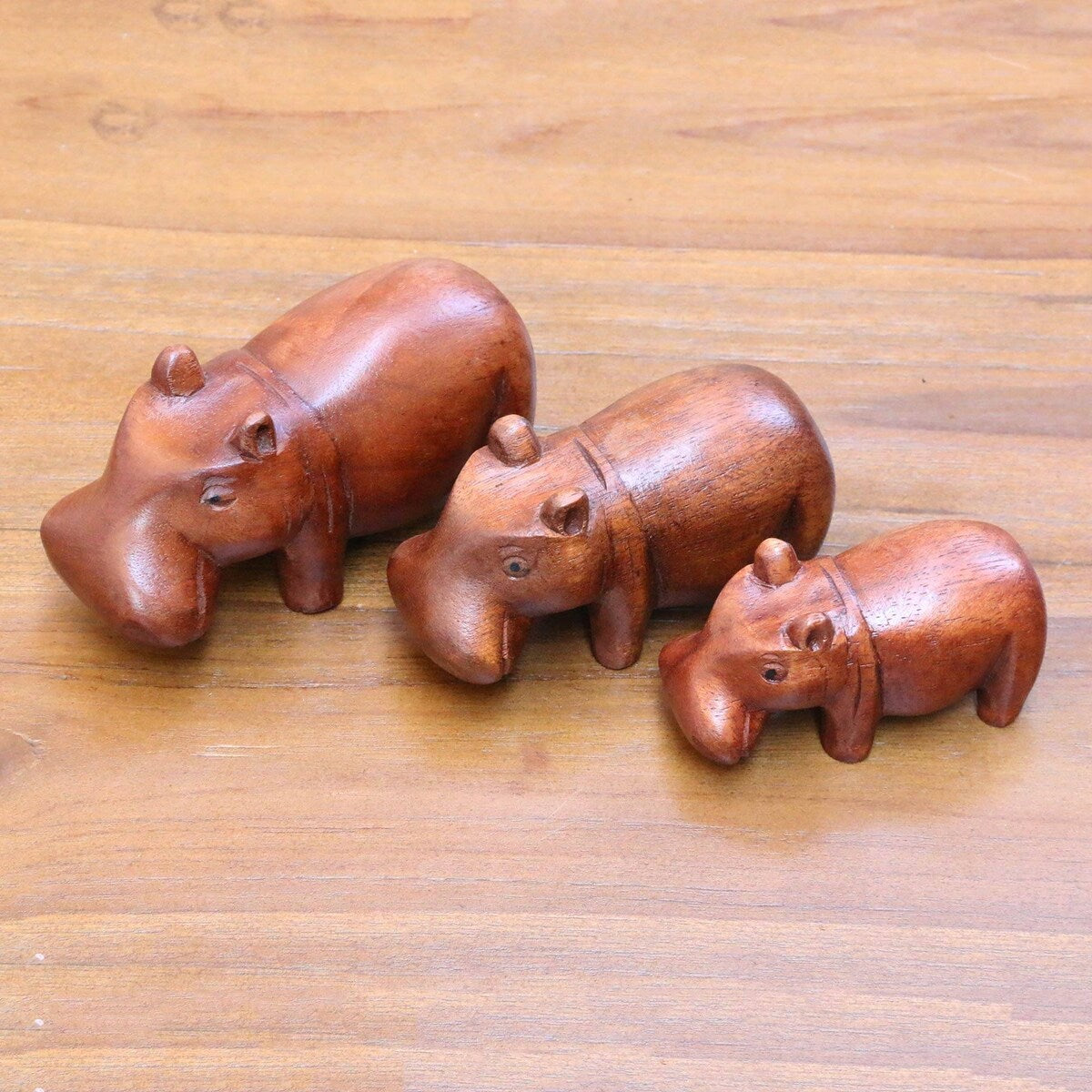 NOVICA Hippo Family, Wood sculptures (set of 3)