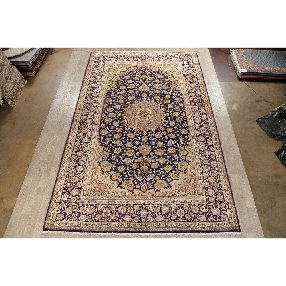 Najafabad Medallion Abrash Hand Knotted Wool Vintage Persian Area Rug - 15'11" x 10'2"
