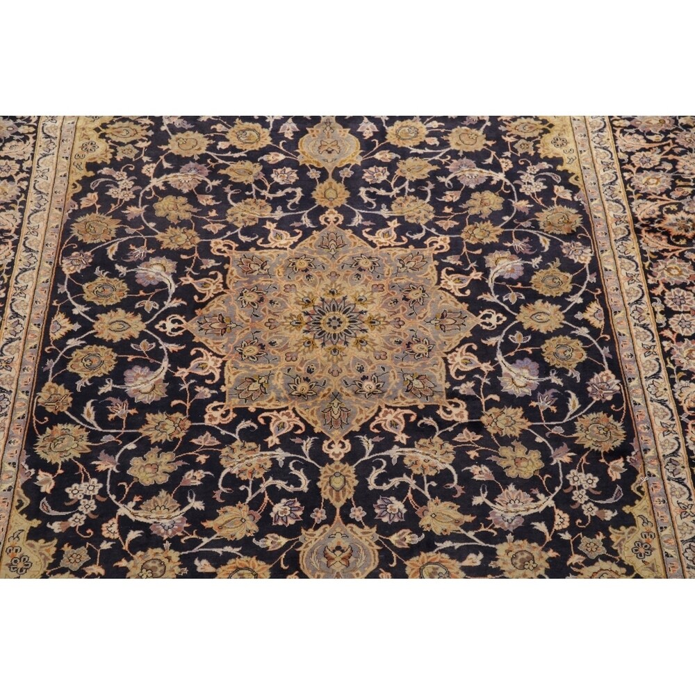 Najafabad Medallion Abrash Hand Knotted Wool Vintage Persian Area Rug - 15'11" x 10'2"