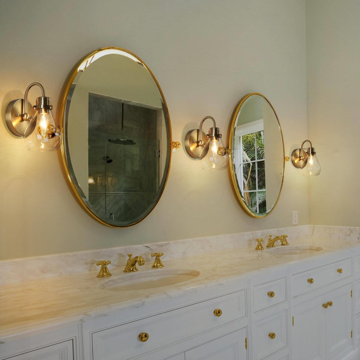 Nalia Modern Brass1-Light Wall Sconces Dimmable French Country Glass Bathroom Vanity Light