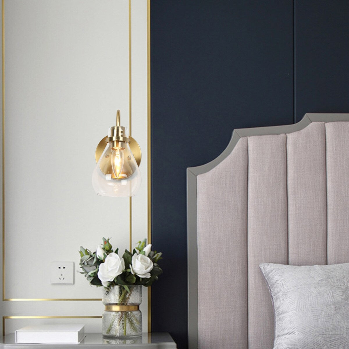 Nalia Modern Brass1-Light Wall Sconces Dimmable French Country Glass Bathroom Vanity Light