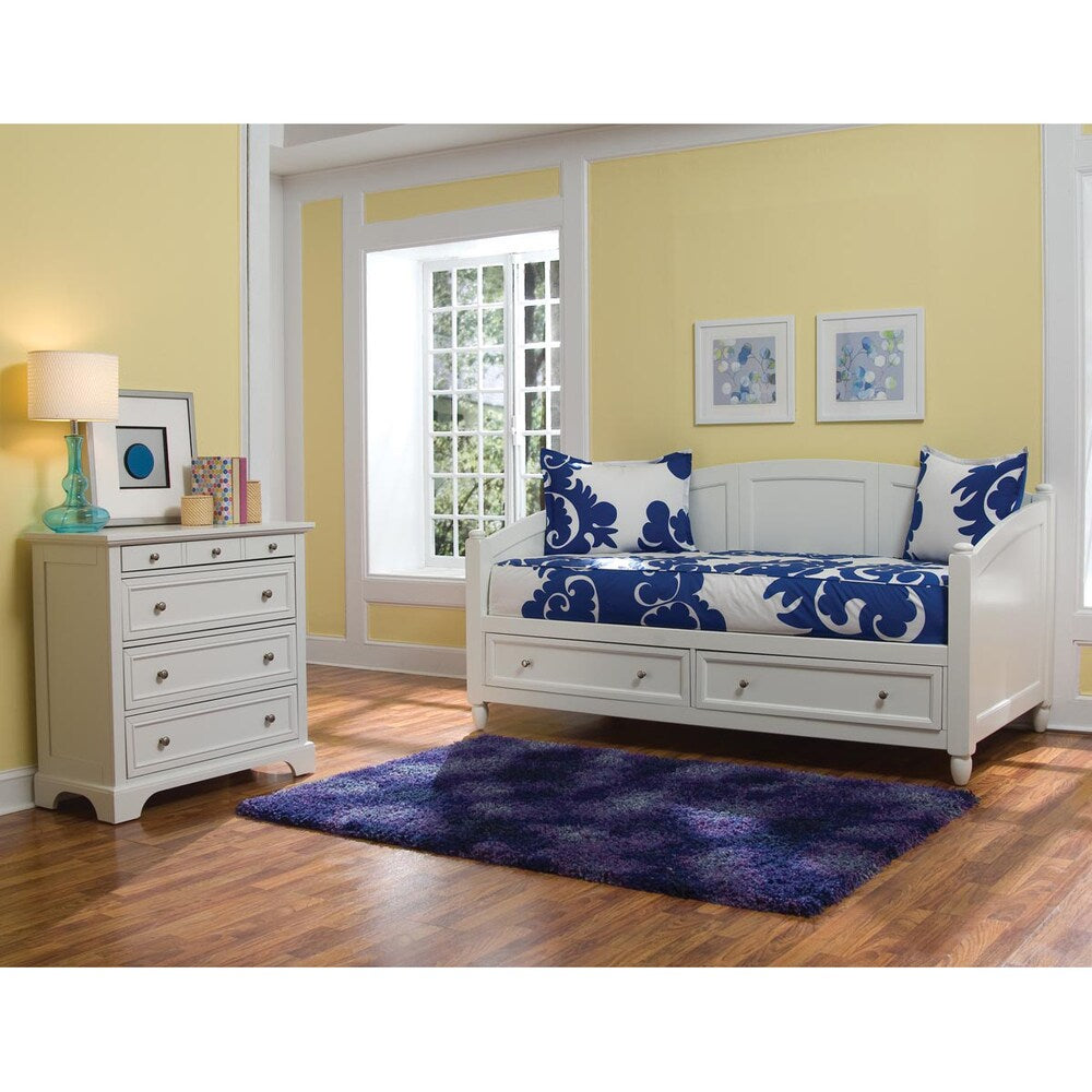 Copper Grove Cormorant White Daybed and Chest