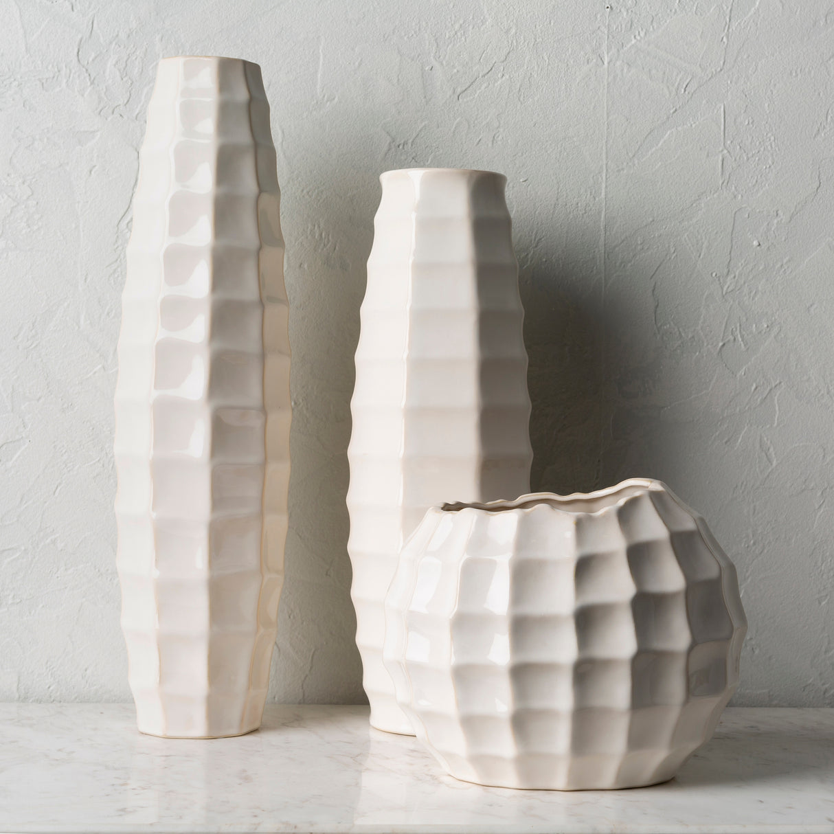 Nasos Modern Ceramic Outdoor Safe Vase Set (3 Pieces)