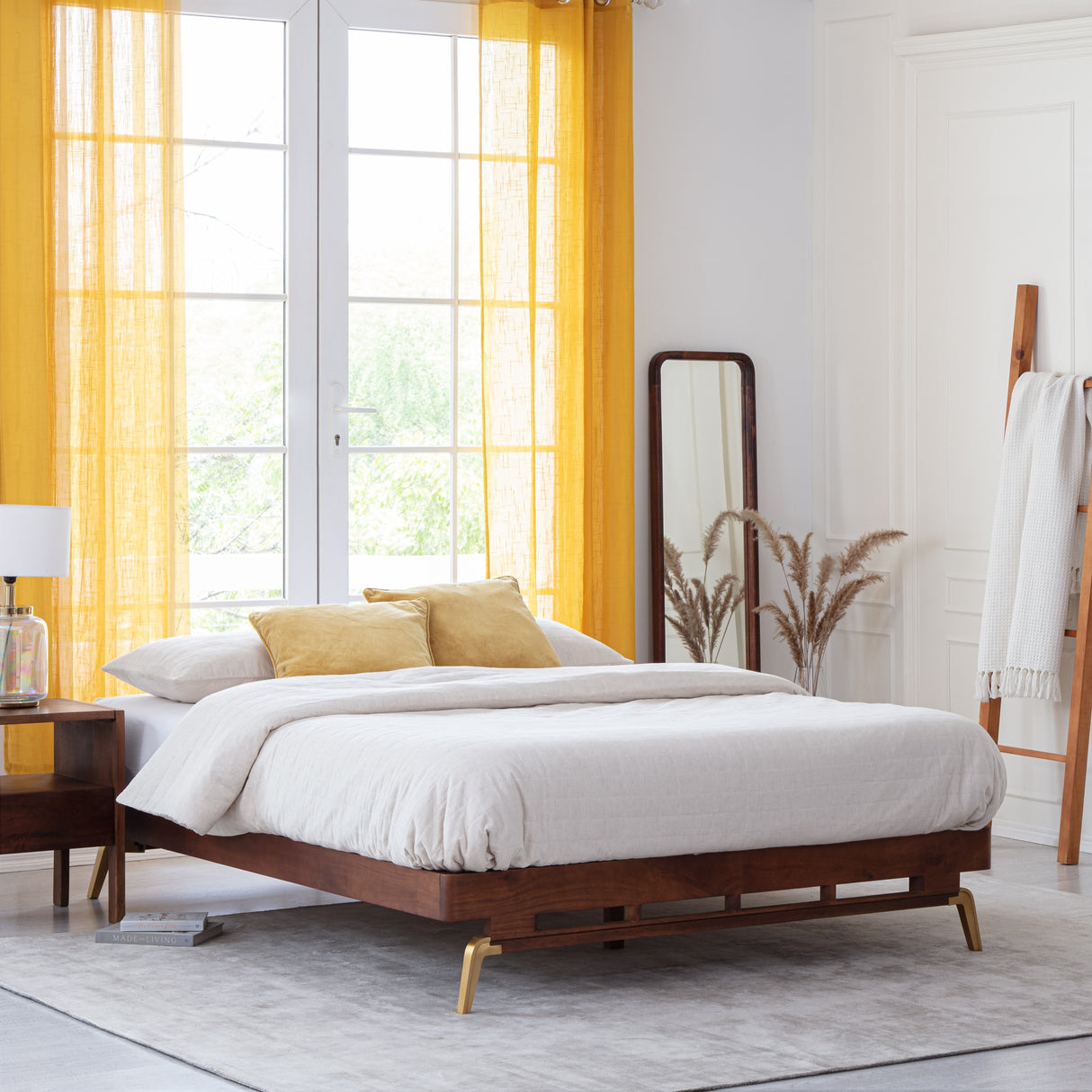 MH London Nelson Mango Rustic Wood Queen-size Platform Bed
