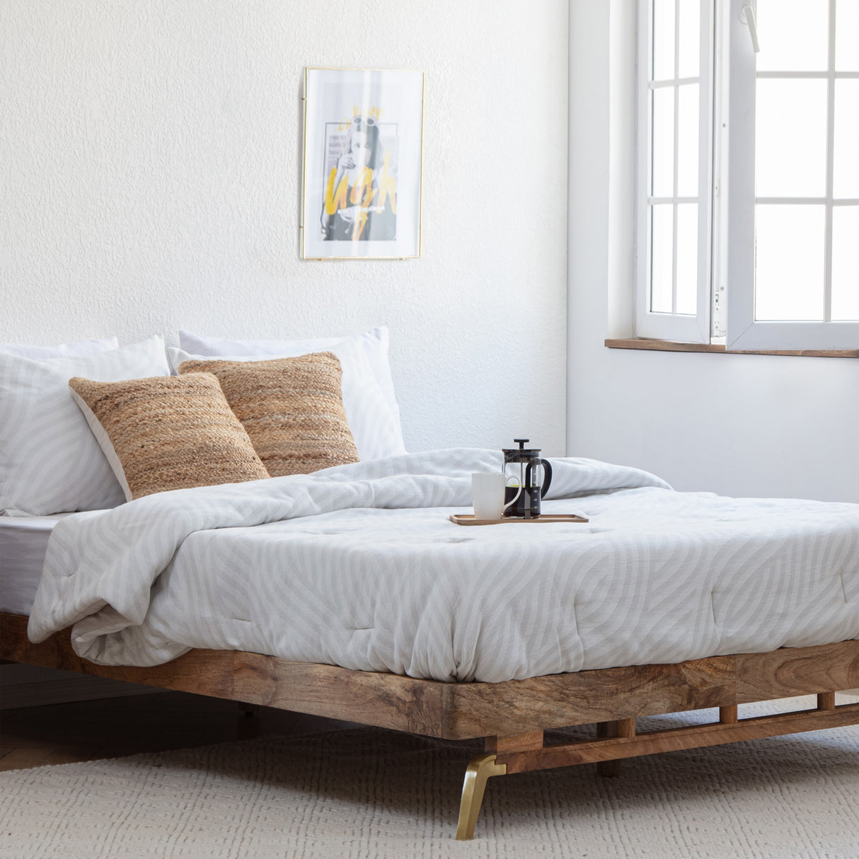 MH London Nelson Mango Rustic Wood Queen-size Platform Bed