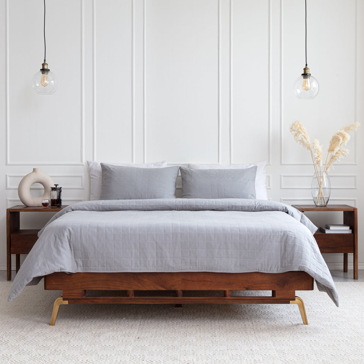 MH London Nelson Mango Rustic Wood Queen-size Platform Bed