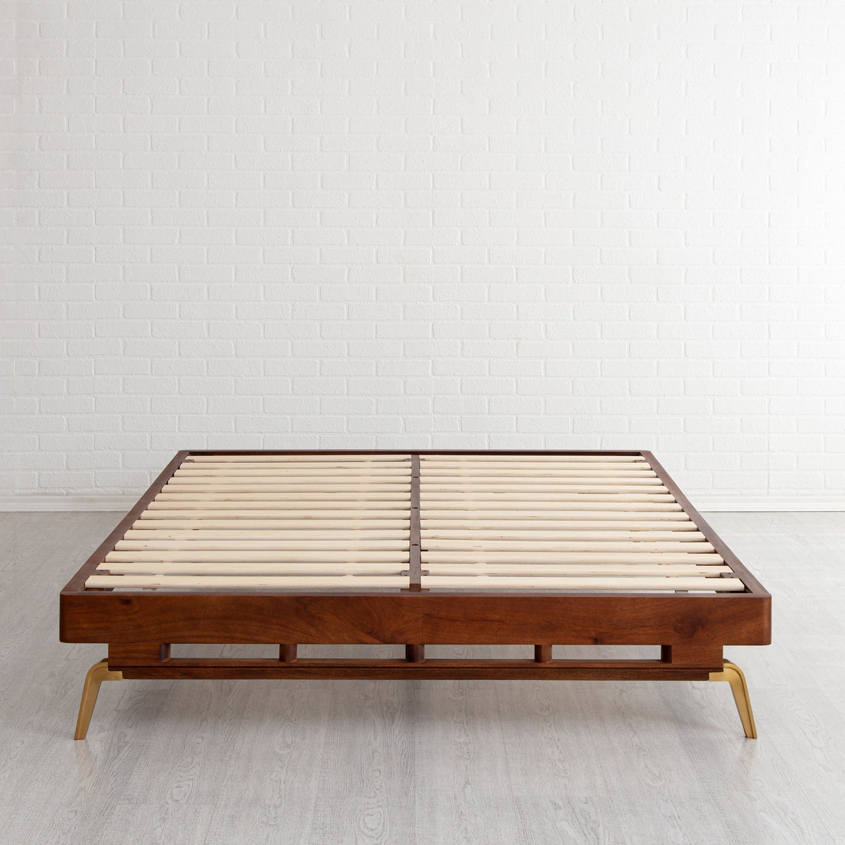 MH London Nelson Mango Rustic Wood Queen-size Platform Bed