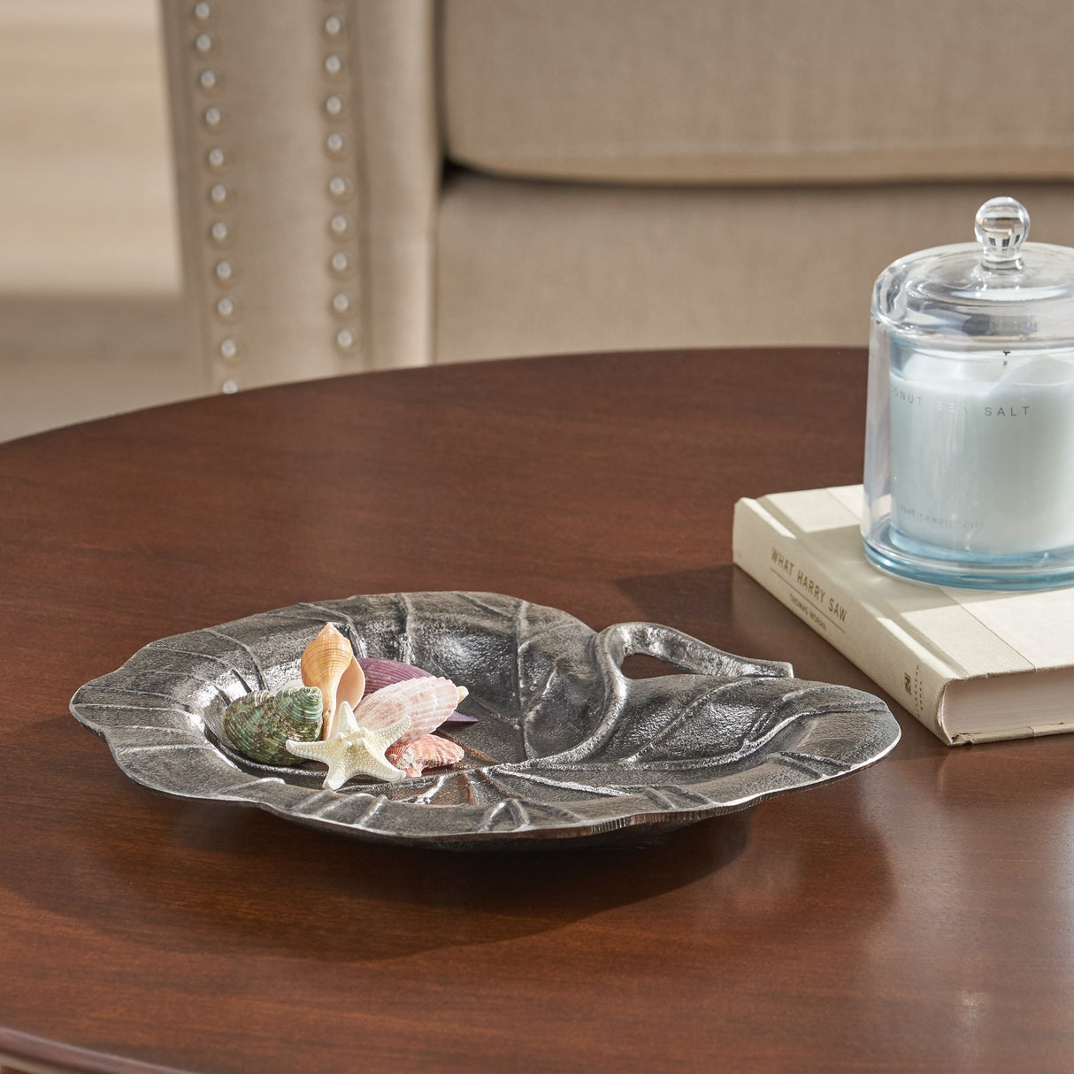 Neosho Aluminum Decorative Leaf Plate by Christopher Knight Home