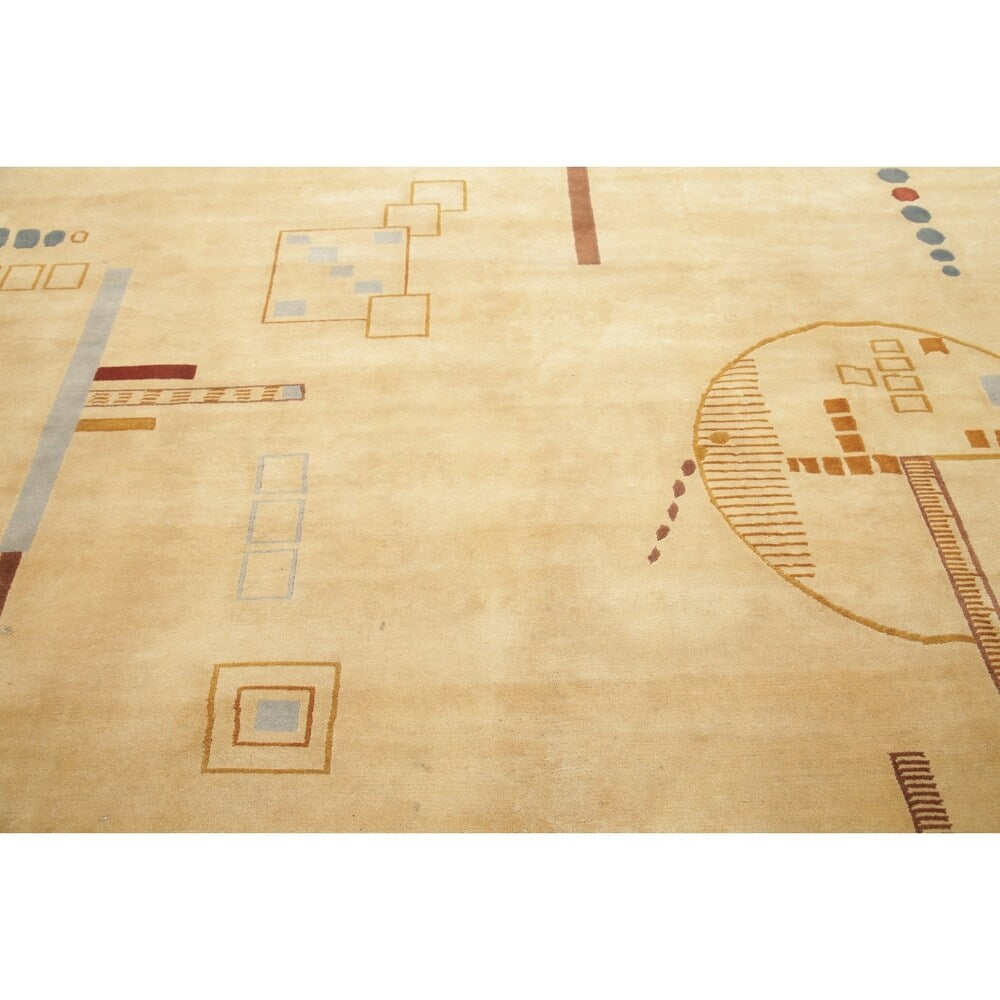 Nepal Graphic Oriental Hand-Knotted Muted Wool Indian Area Rug - 9'10" x 7'10"