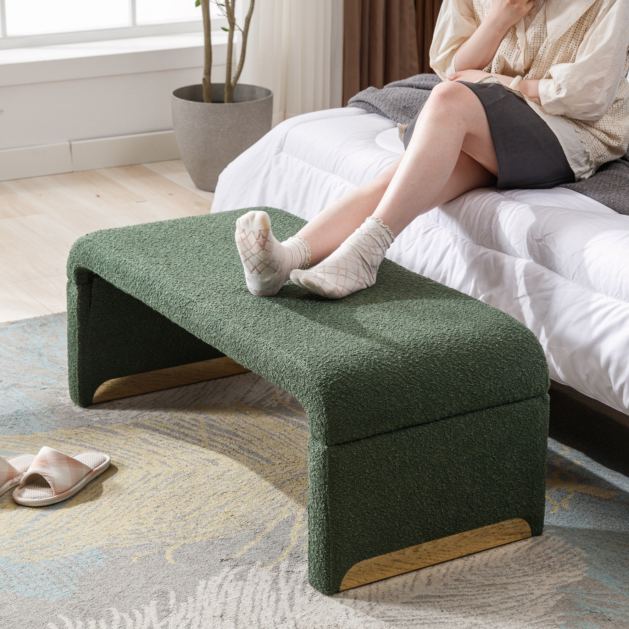 Pearl velvet storage stool top