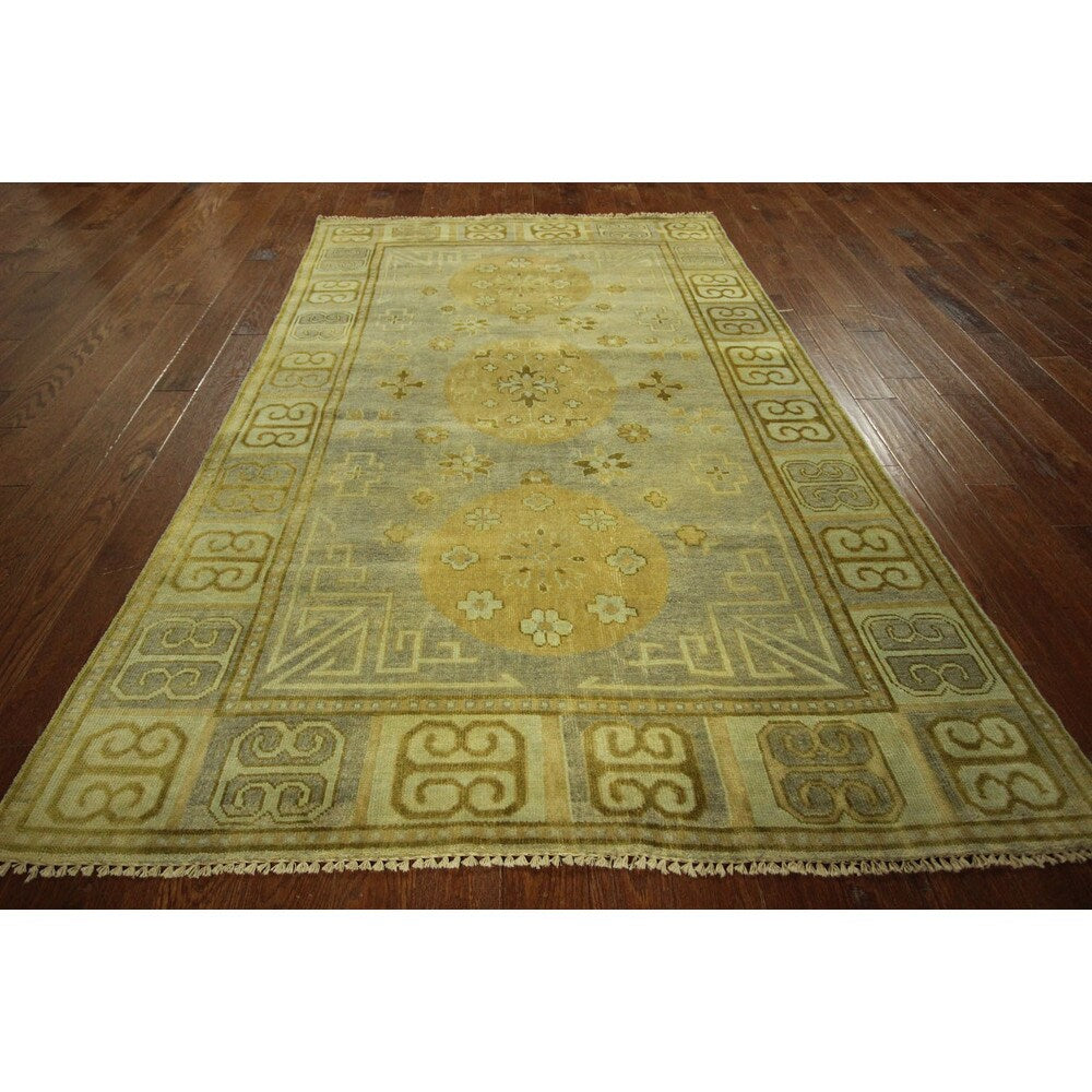 Flora Khotan Hand-knotted Wool Sky Blue Vege Dyed Oriental Rug (6' x 9') - 6' x 9'