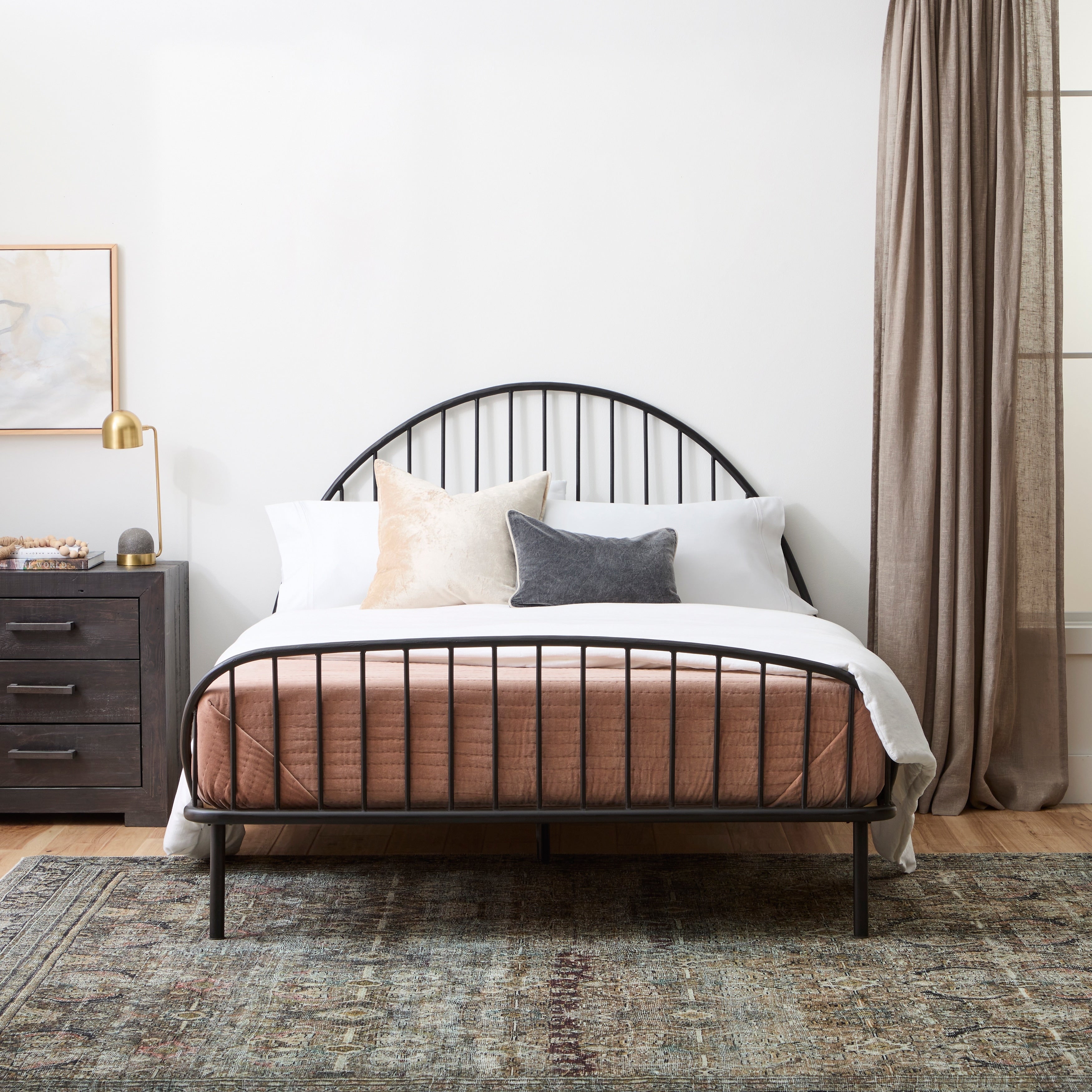 Black metal spindle bed discount