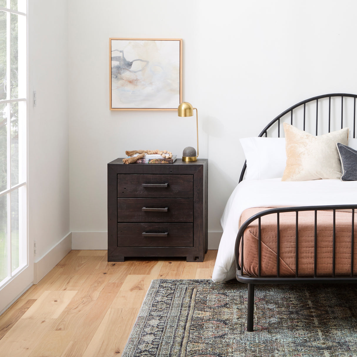 New Heights McPhee Black Iron Spindle Platform Bed