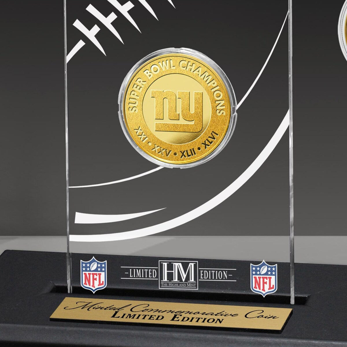 New York Giants 4x Super Bowl Champs Gold Coin with Acrylic Display