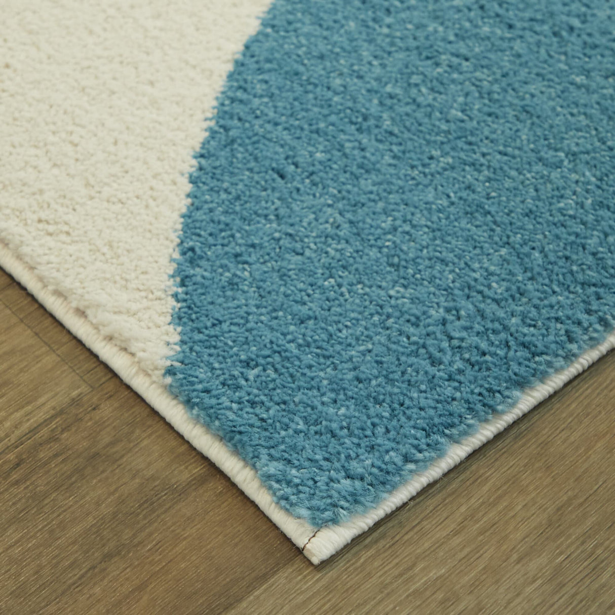 Nicolas Modern Geometric Area Rug