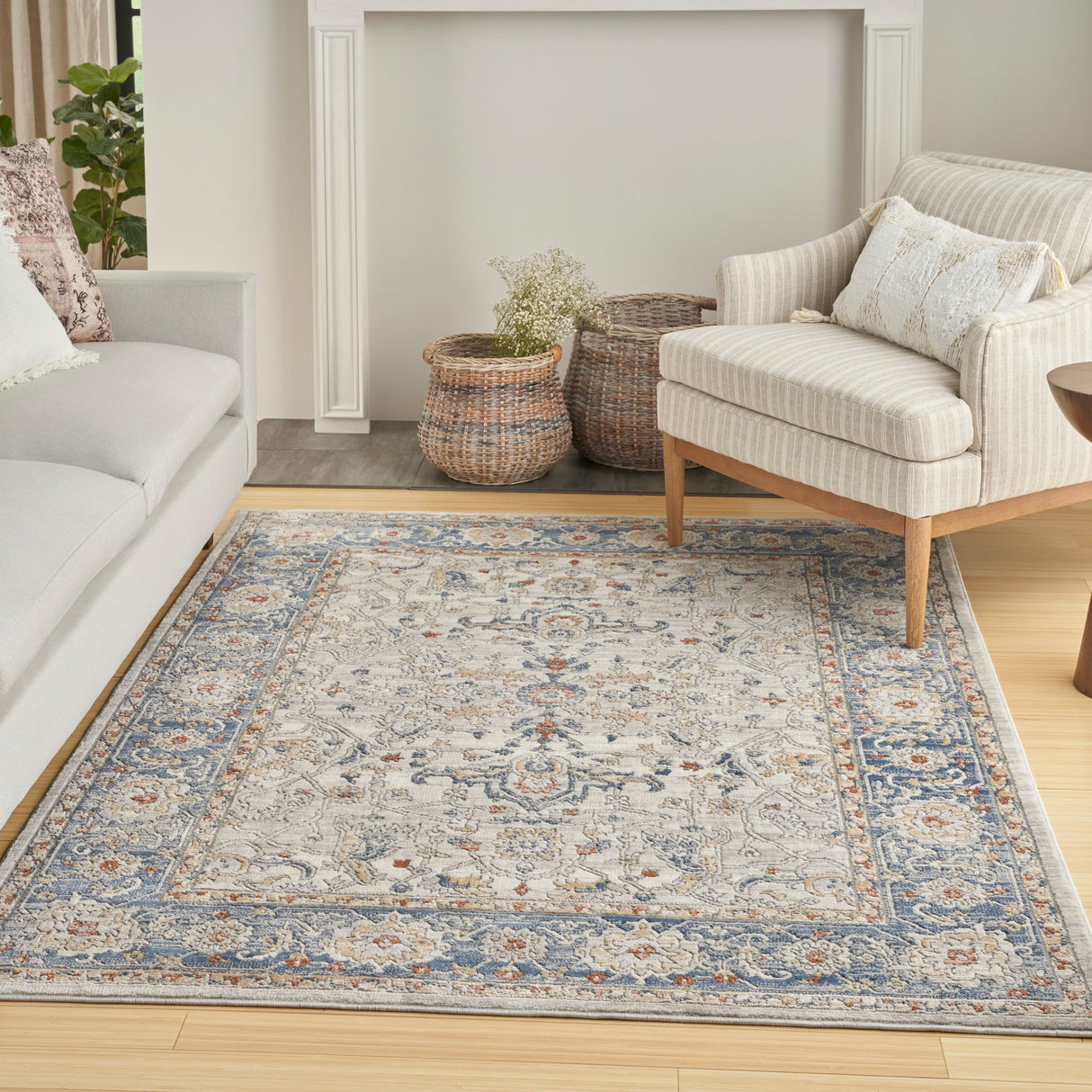 Nicole Curtis Series 4 Indoor only Persian Area Rug
