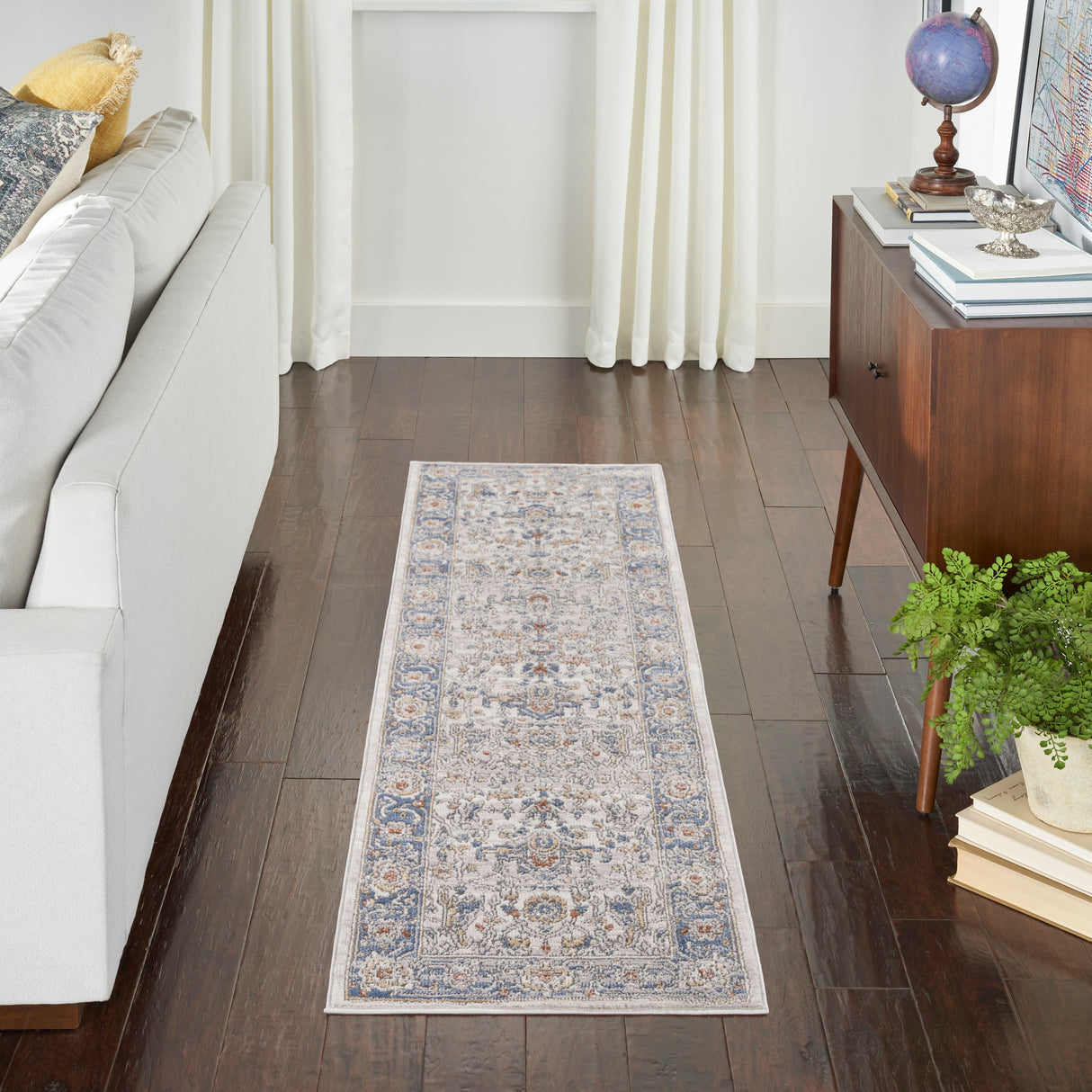 Nicole Curtis Series 4 Indoor only Persian Area Rug