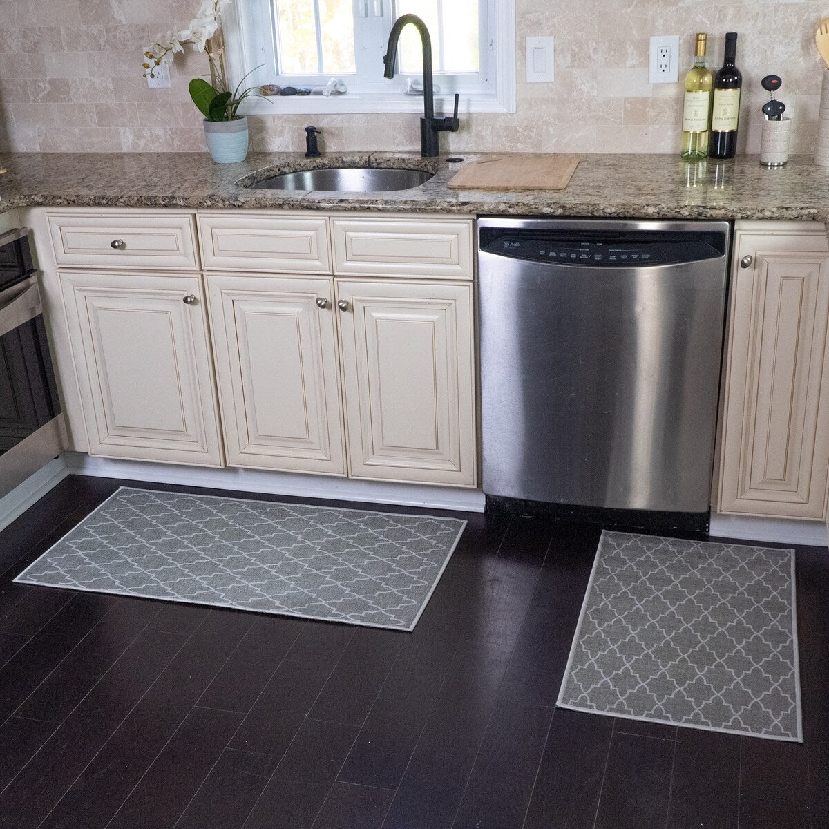 Non-skid Washable Kitchen Runner Rugs (Set of 2) - Set of 44 x 24 and 31.5 x 20 Inches