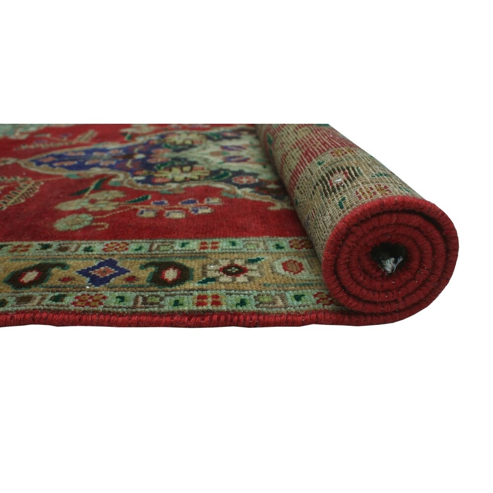 Noori Rug Vintage Distressed Tyrone Red/Lt. Green Rug - 3'4" x 4'7"