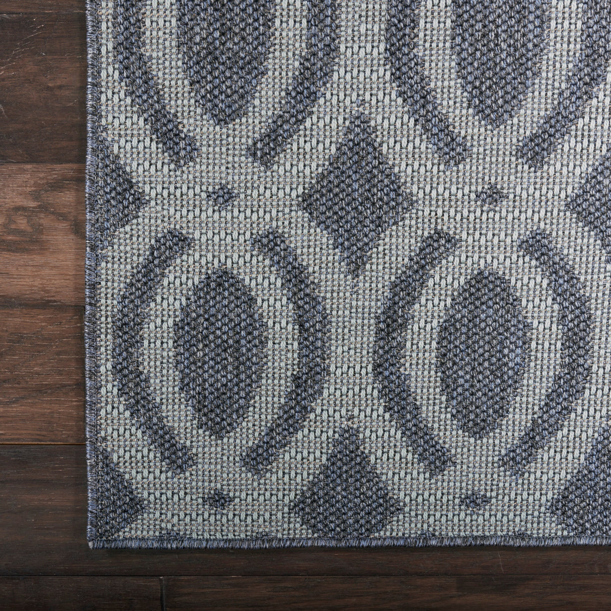 Porch & Den Goboes Geometric Indoor/Outdoor Area Rug