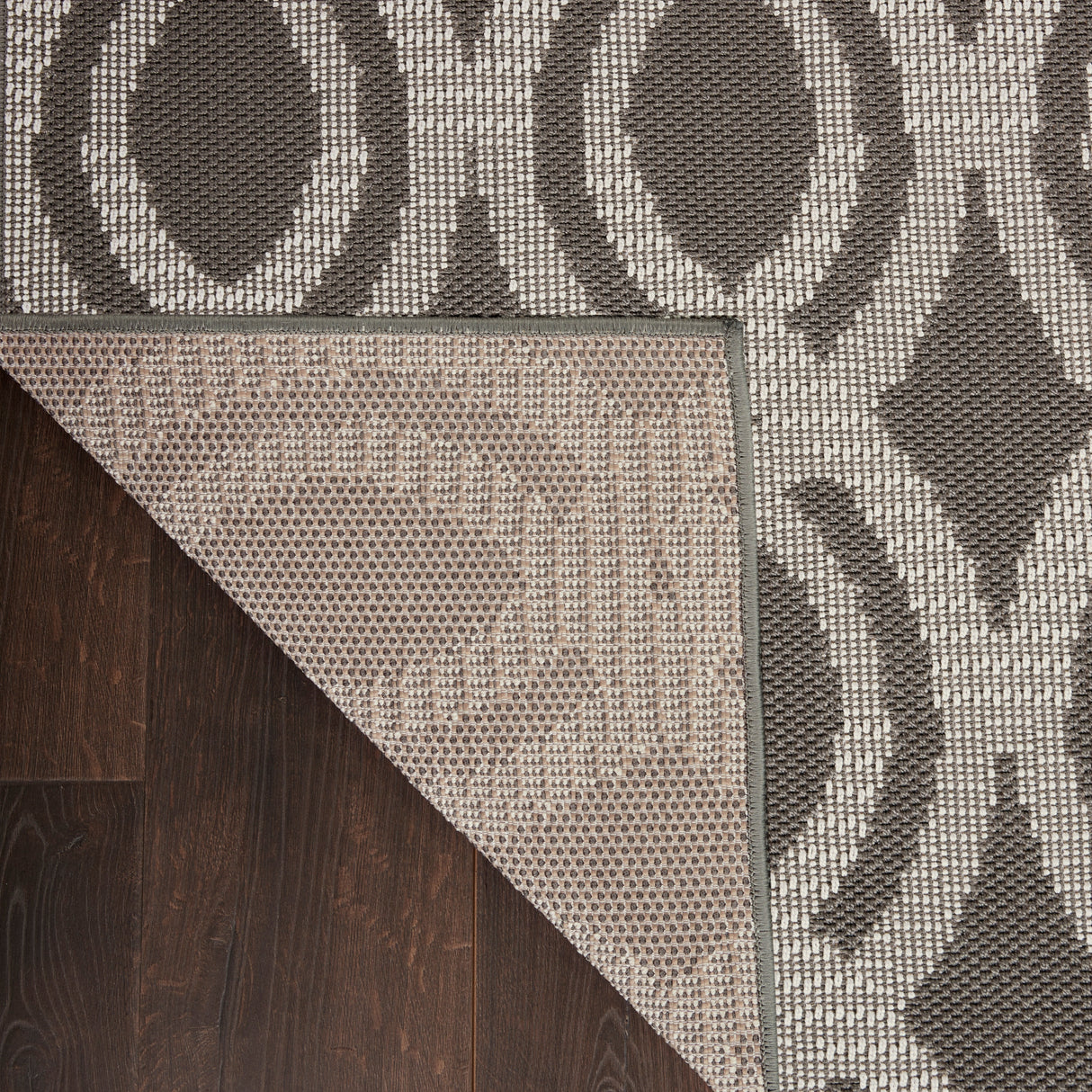 Porch & Den Goboes Geometric Indoor/Outdoor Area Rug