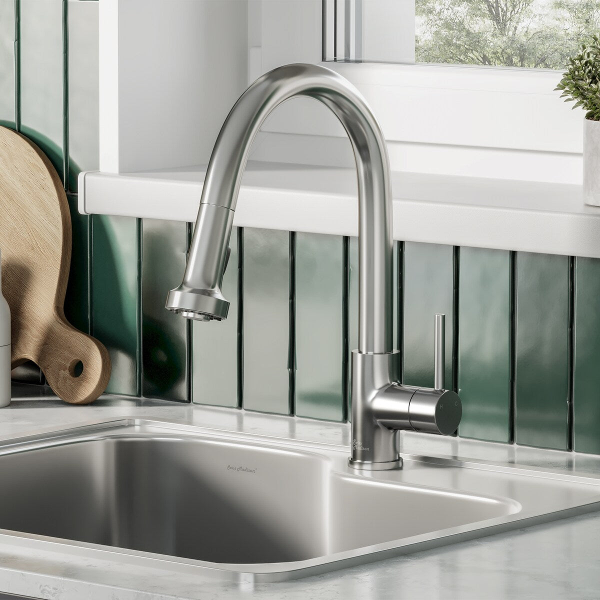 Nouvet Single Handle, Pull-Down Kitchen Faucet