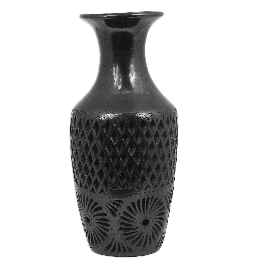 Handmade Black Mexican Heirloom Ceramic Decorative Vase (Mexico)