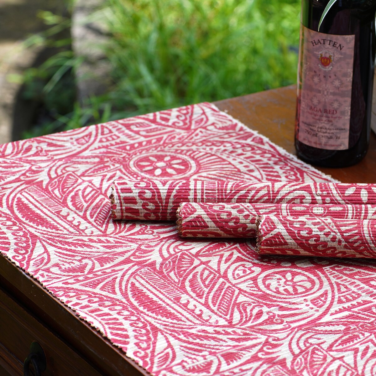 Novica Handmade Red Eden Cotton Blend Table Runner And Placemats (Set Of 5)
