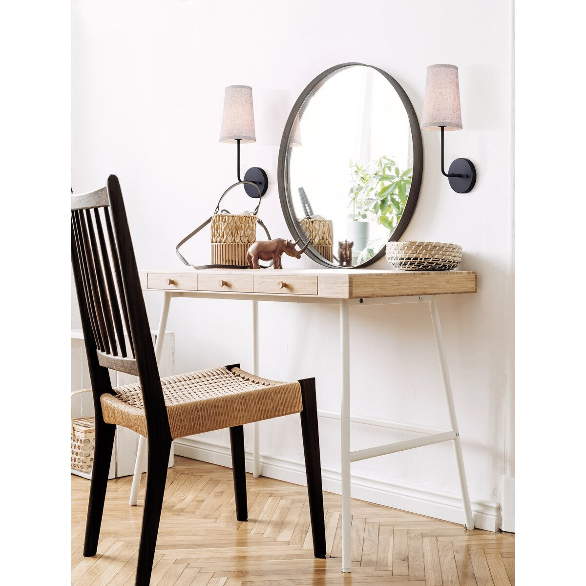 Oakly 1 Light Sconce