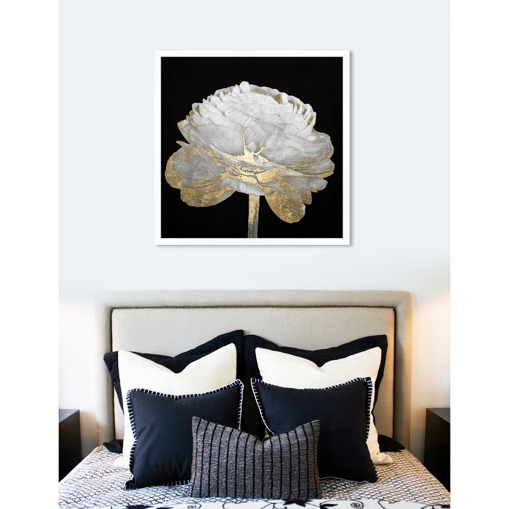 Oliver Gal 'Gold and Light Floral II' Floral Black/ Gold Framed Wall Art Print