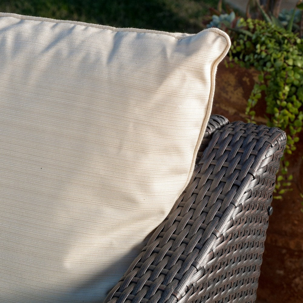 Christopher Knight Home Outdoor Antibes 4-piece Wicker Chat Set with Cushions