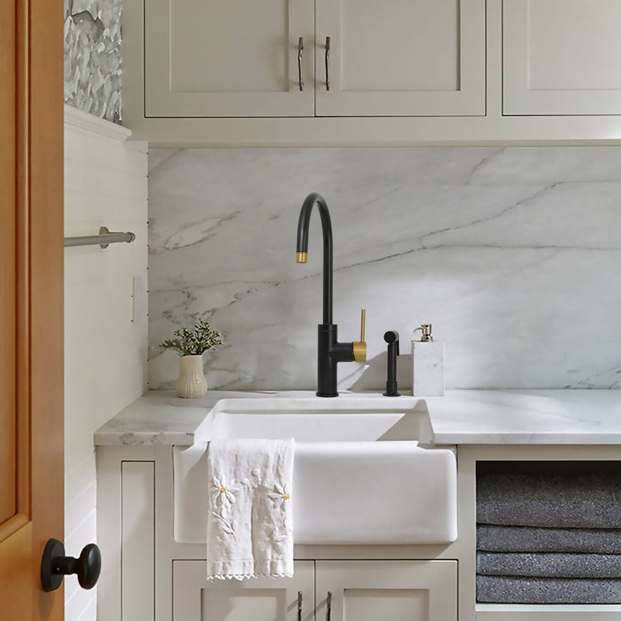 One-Handle Widespread Kitchen Faucet with Side Spray