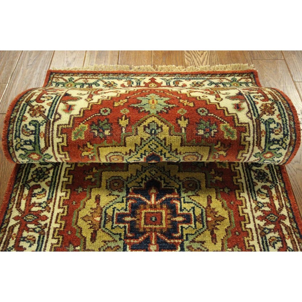 Oriental Runner Red and Ivory Heriz Serapi Hand Knotted Wool Area Rug - 2'6 x 7'10